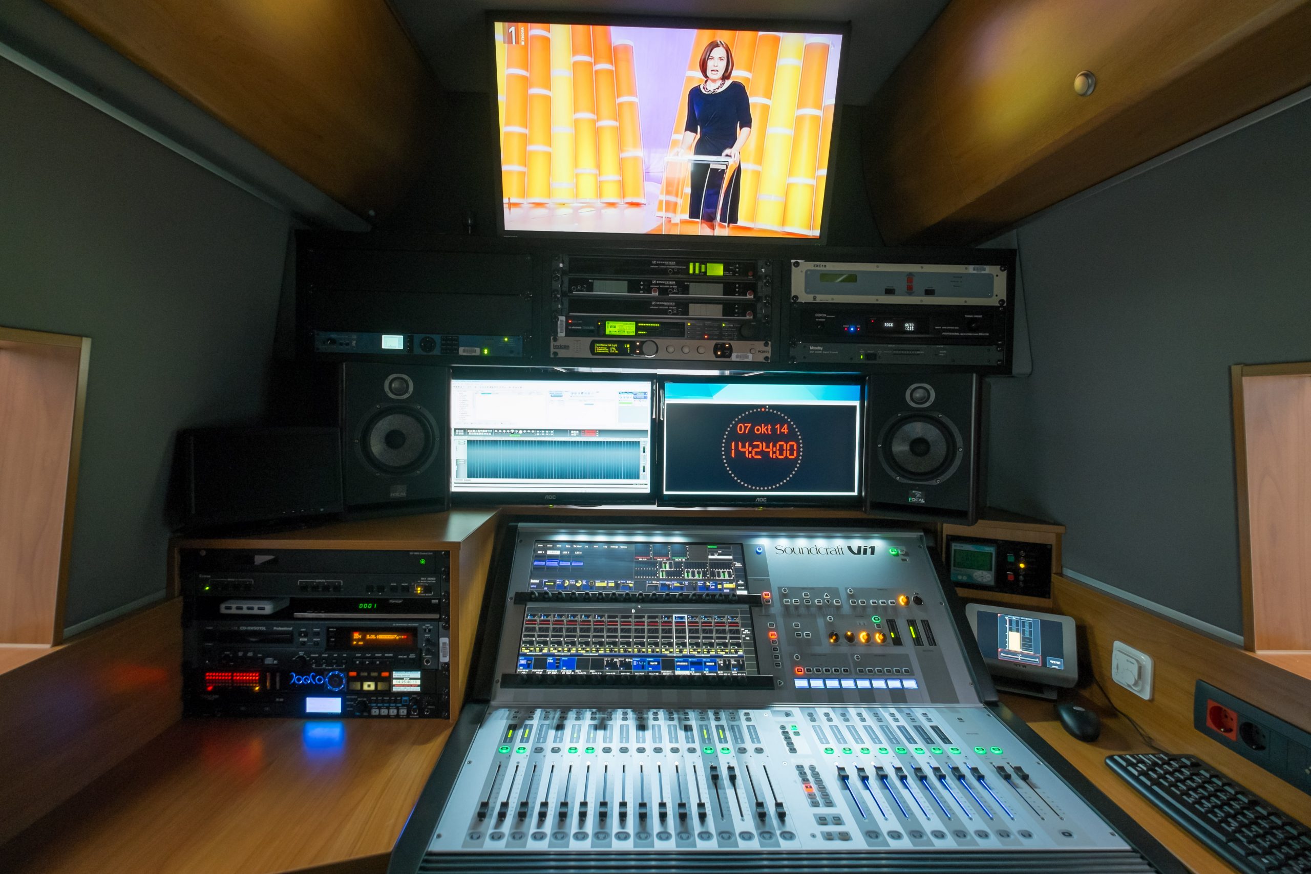 Radio Koper - vozilo za hitra terenska javljanja, Modri dirkač - TSE